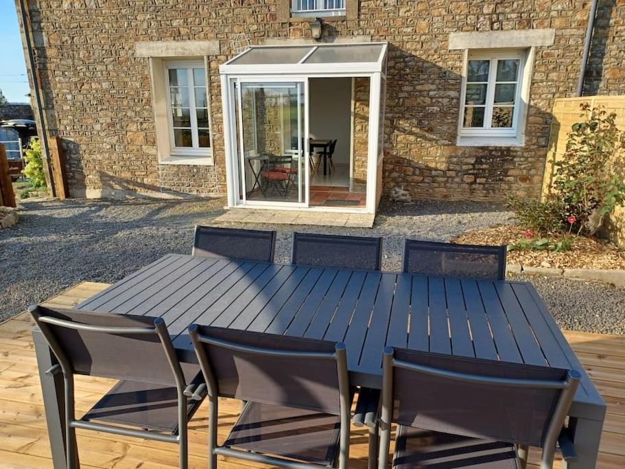 Holiday home Maison Face Au Mont Avec Exterieur Avranches